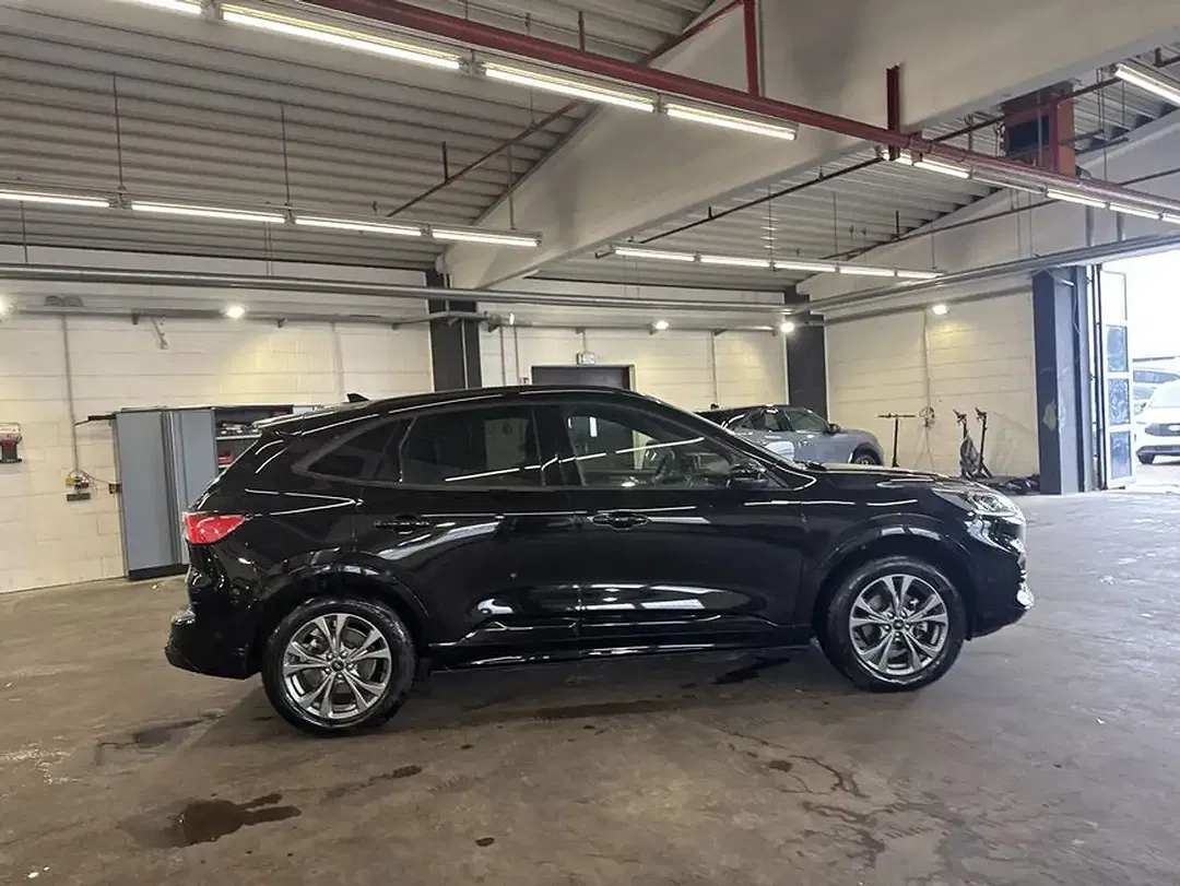 Ford Kuga - Thumbnail 25