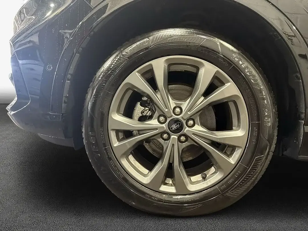 Ford Kuga - Thumbnail 8