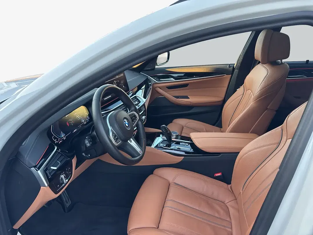 BMW 530 - Thumbnail 11