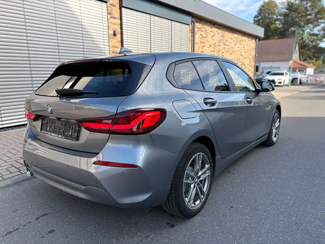 BMW 118 - Thumbnail 6