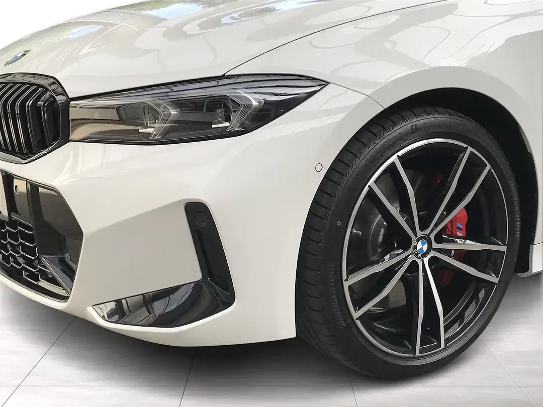 BMW 320 - Thumbnail 3