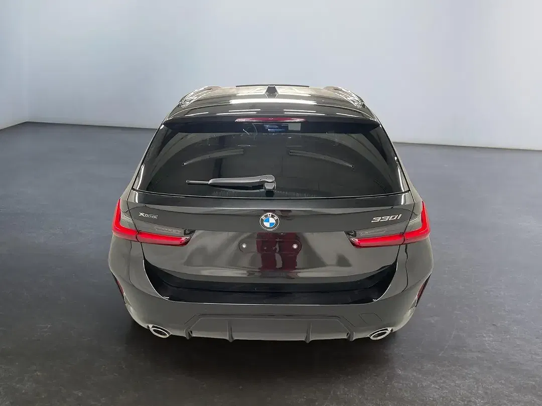 BMW 330 - Thumbnail 6