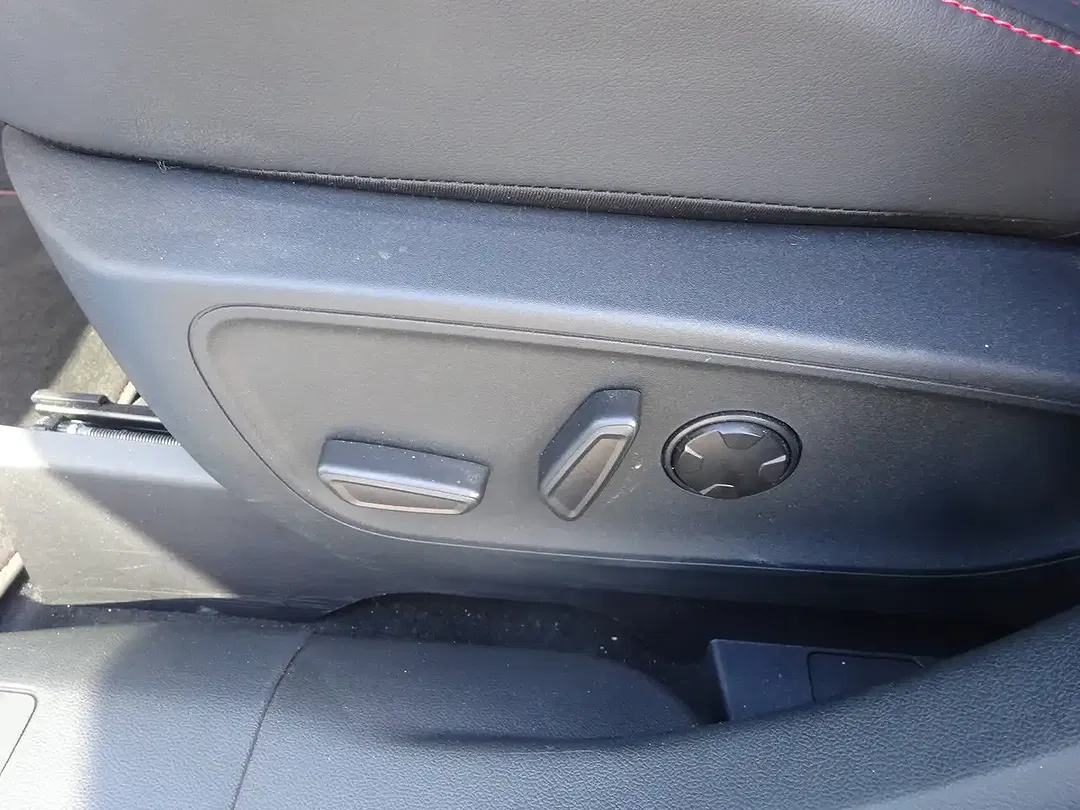 Ford Kuga - Thumbnail 15
