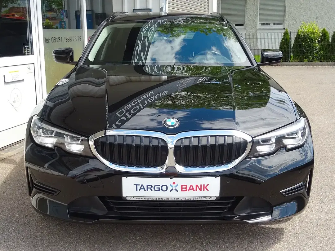 BMW 318 - Thumbnail 2
