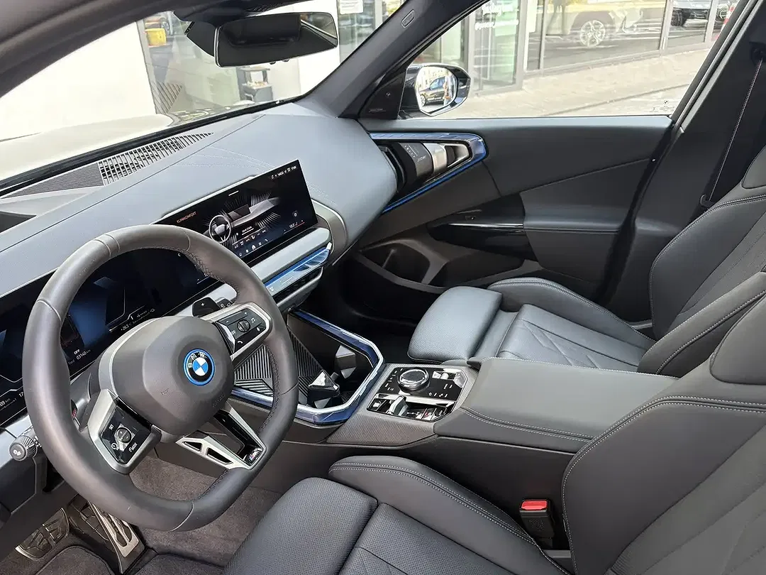 BMW X3 - Thumbnail 5