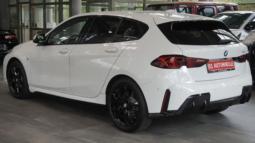 BMW 118 - Thumbnail 7