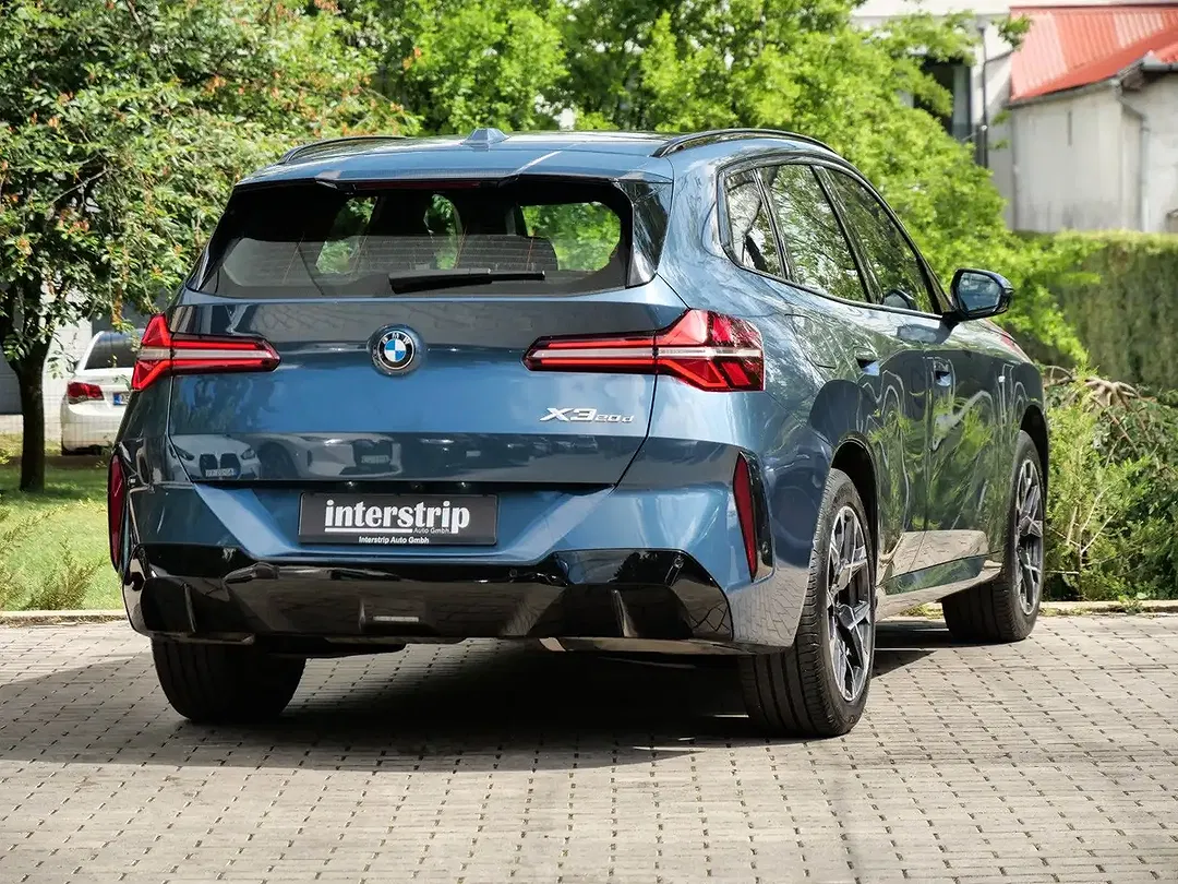 BMW X3 - Thumbnail 6