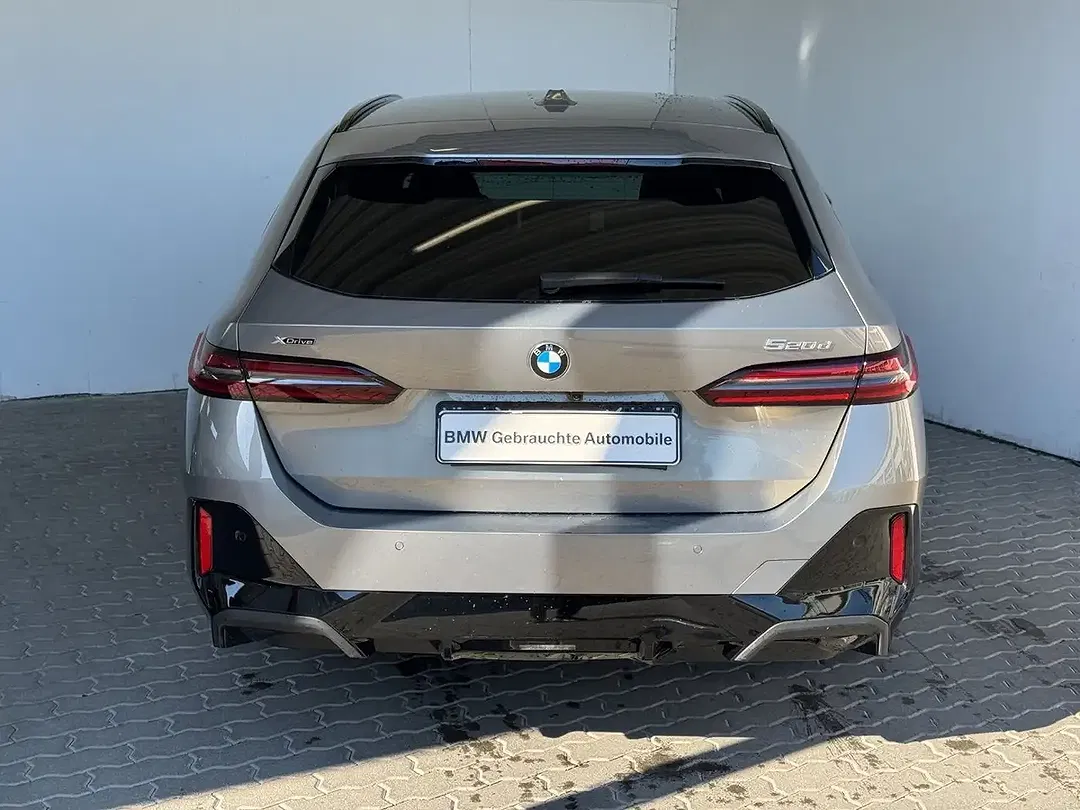 BMW 520 - Thumbnail 4