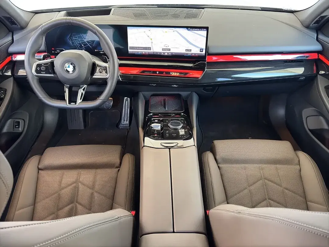 BMW 520 - Thumbnail 8