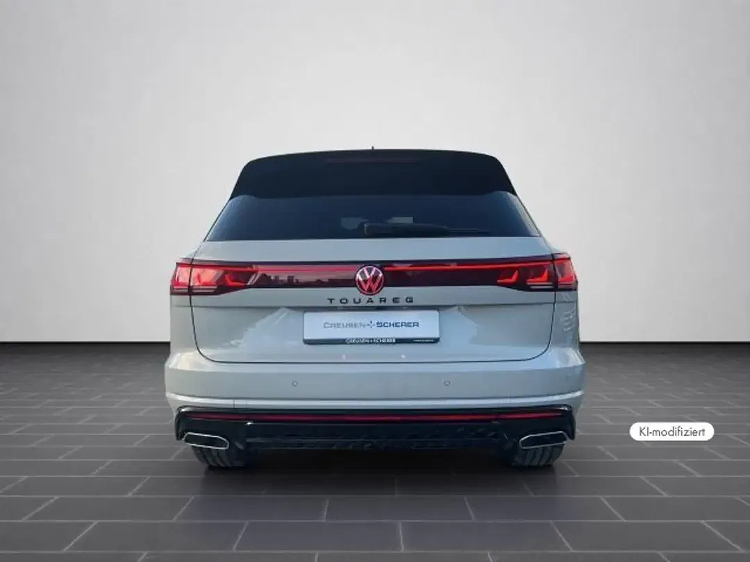 Volkswagen Touareg - Thumbnail 5