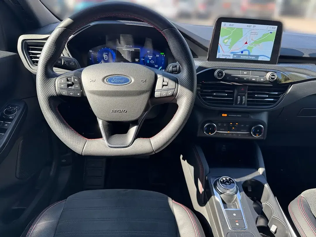Ford Kuga - Thumbnail 10