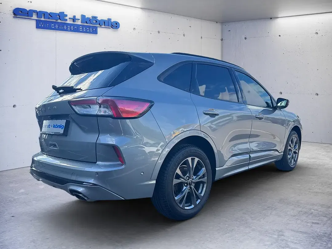 Ford Kuga - Thumbnail 3