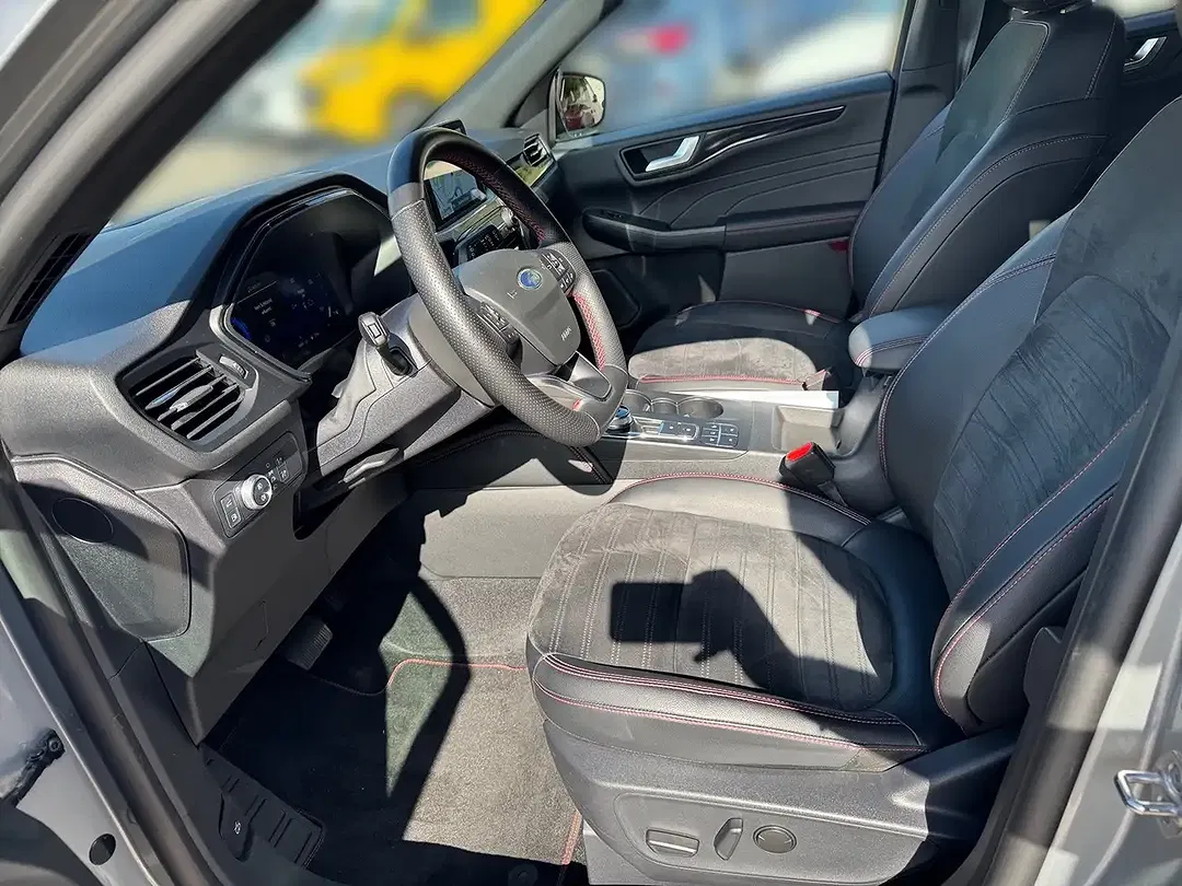 Ford Kuga - Thumbnail 8