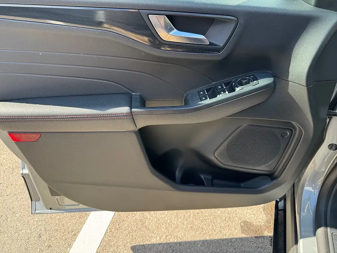 Ford Kuga - Thumbnail 9