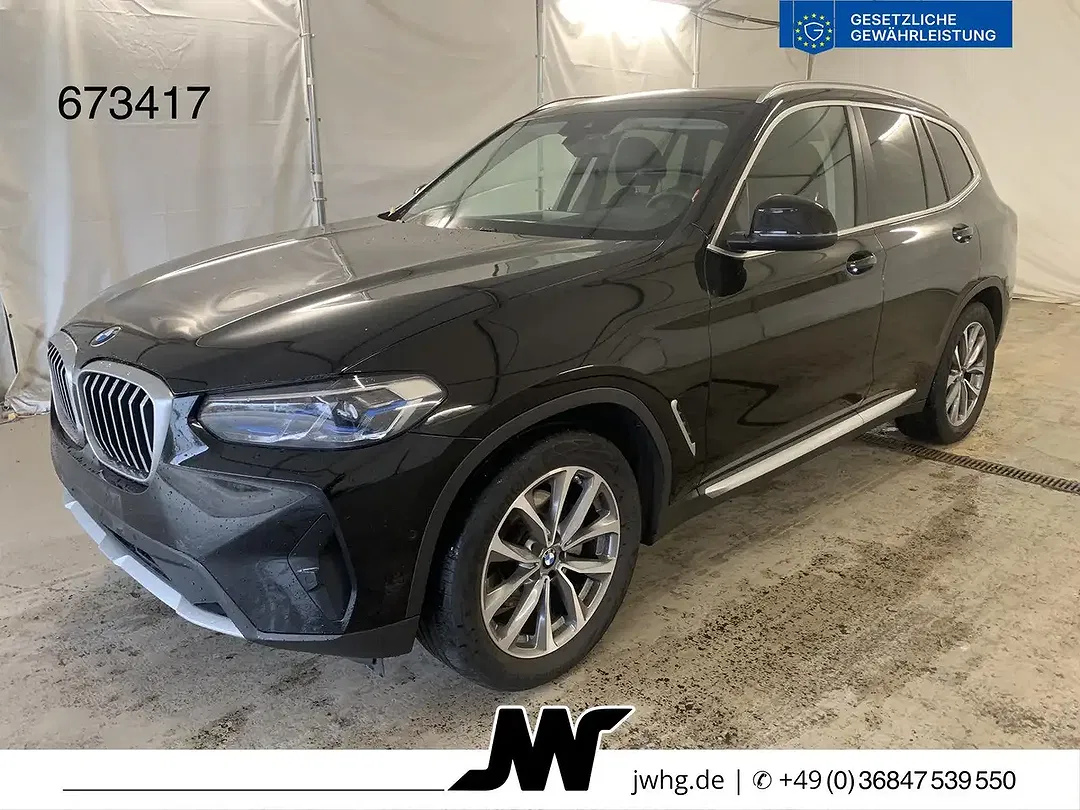 BMW X3 - Thumbnail 1