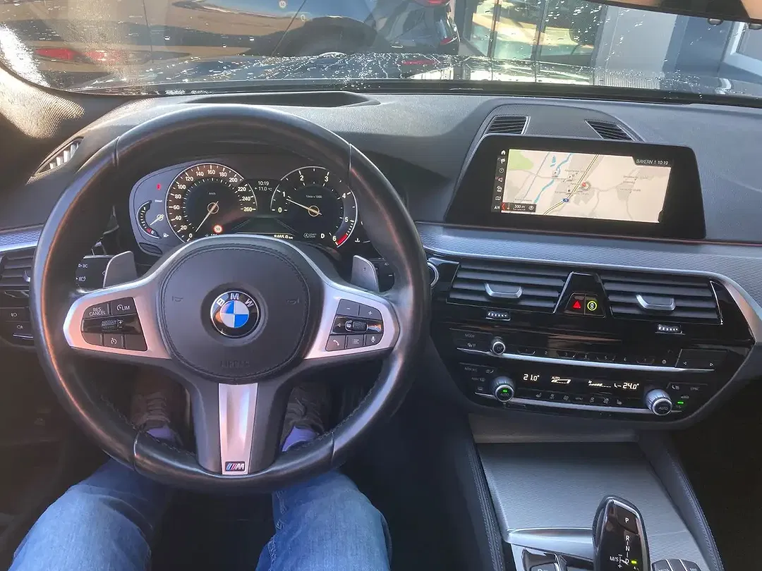 BMW 520 - Thumbnail 14