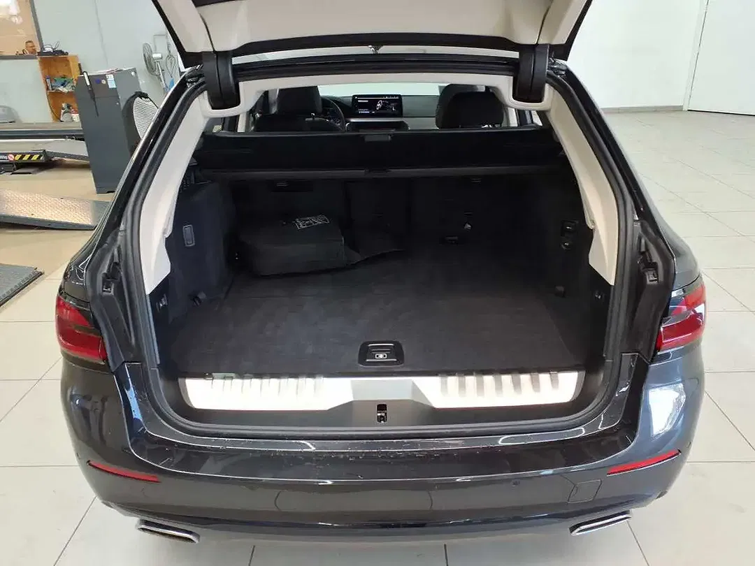BMW 530 - Thumbnail 15