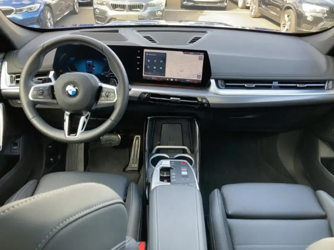BMW X1 - Thumbnail 8