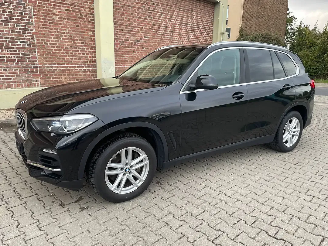 BMW X5 - Thumbnail 4