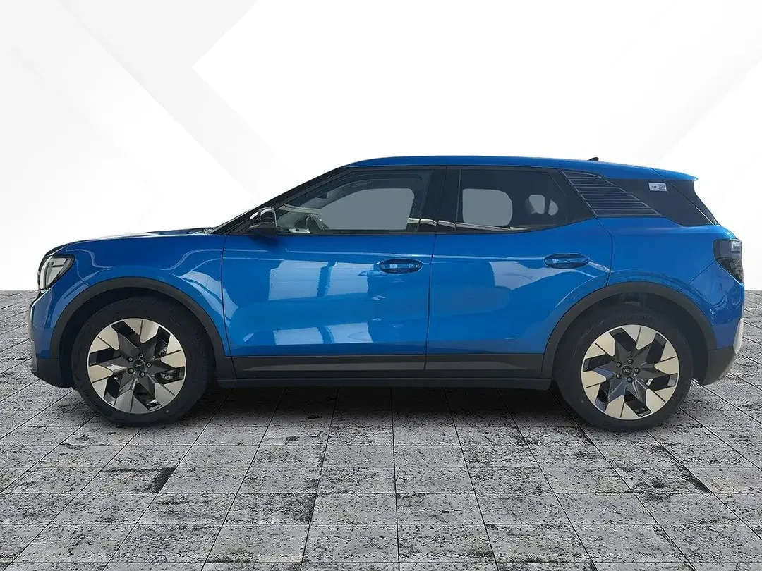 Ford Explorer - Thumbnail 2