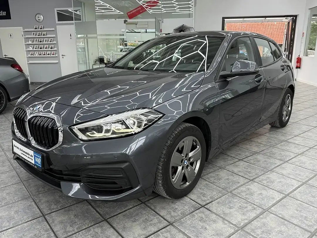 BMW 118 - Thumbnail 3