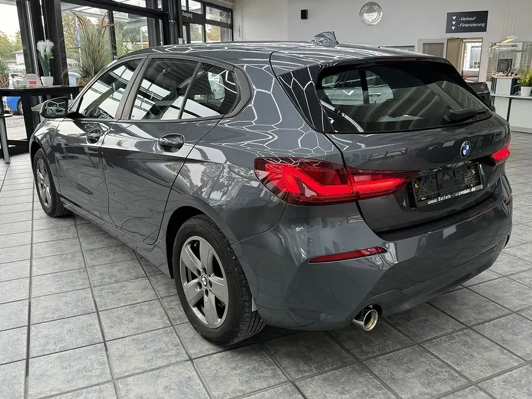 BMW 118 - Thumbnail 4