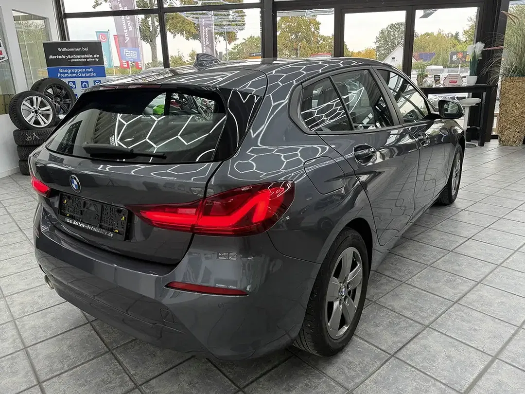 BMW 118 - Thumbnail 8