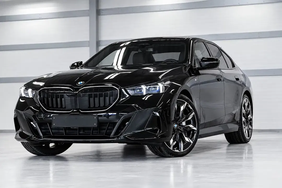 BMW 540 - Thumbnail 1