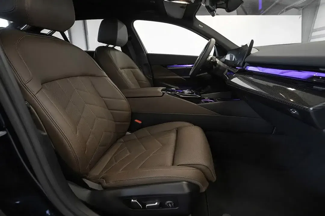 BMW 540 - Thumbnail 8