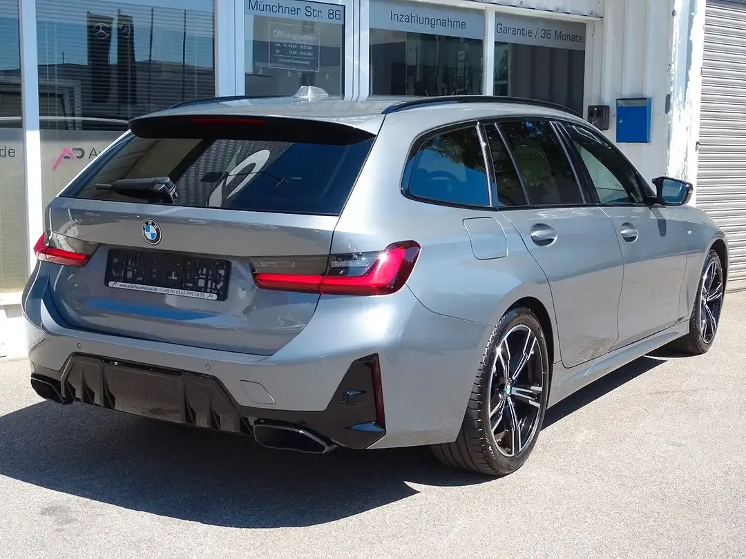 BMW M3 - Thumbnail 6