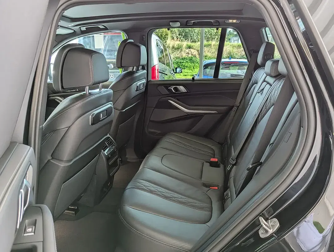 BMW X5 - Thumbnail 16