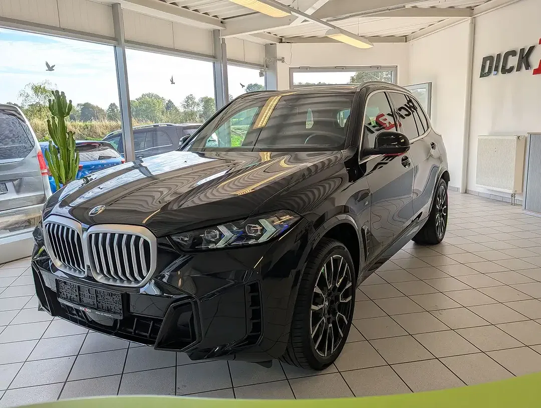 BMW X5 - Thumbnail 3