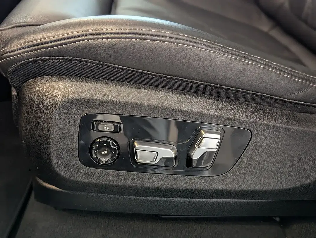 BMW X5 - Thumbnail 31