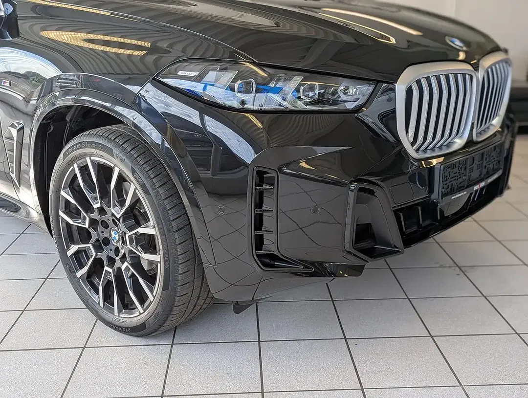 BMW X5 - Thumbnail 9