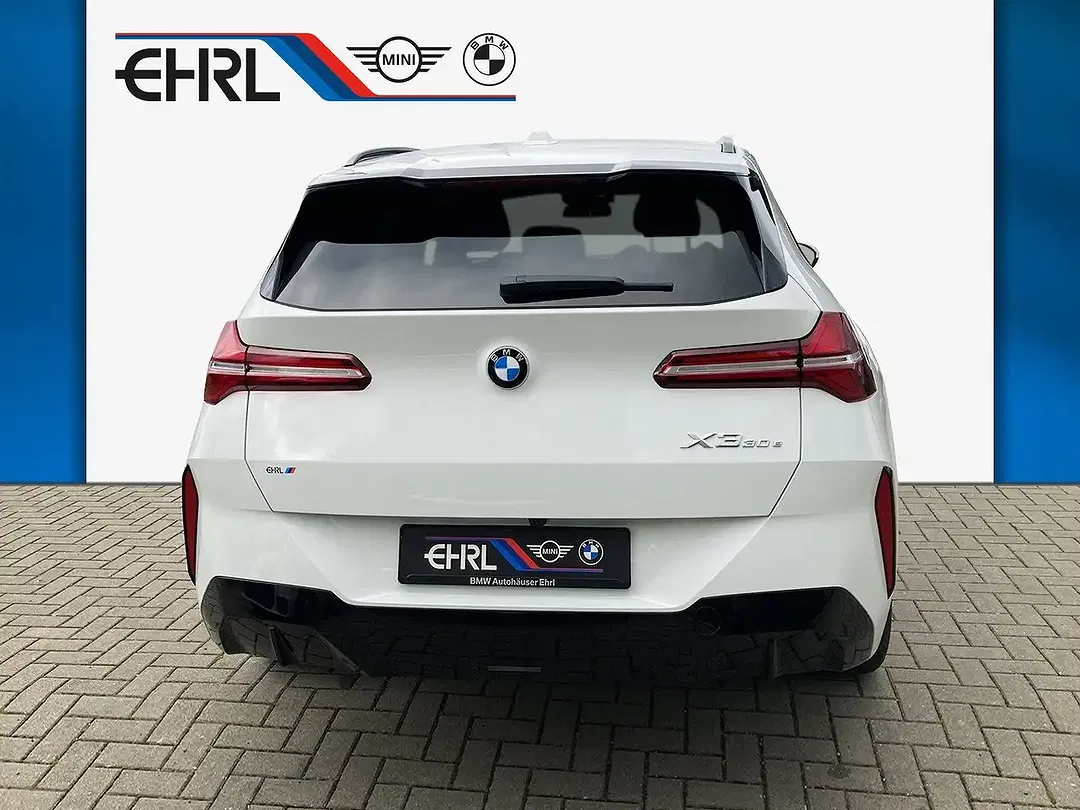 BMW X3 - Thumbnail 6