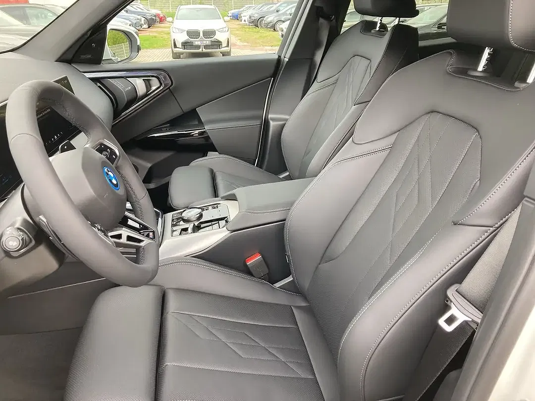 BMW X3 - Thumbnail 9