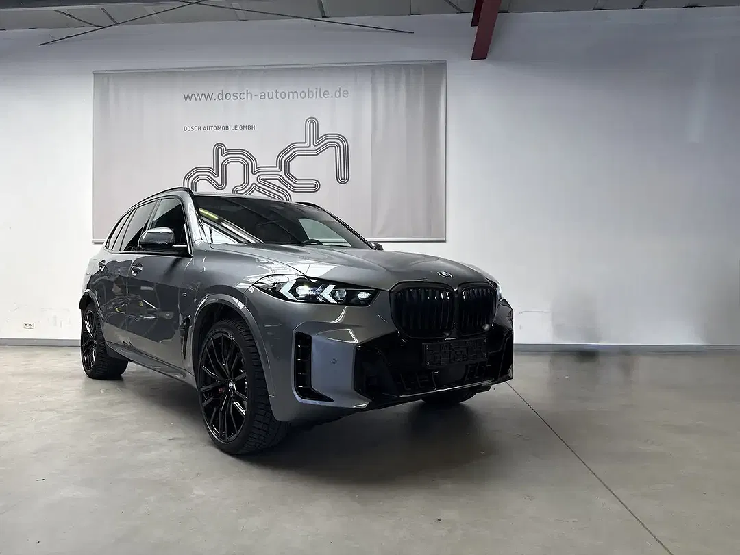 BMW X5 - Thumbnail 1