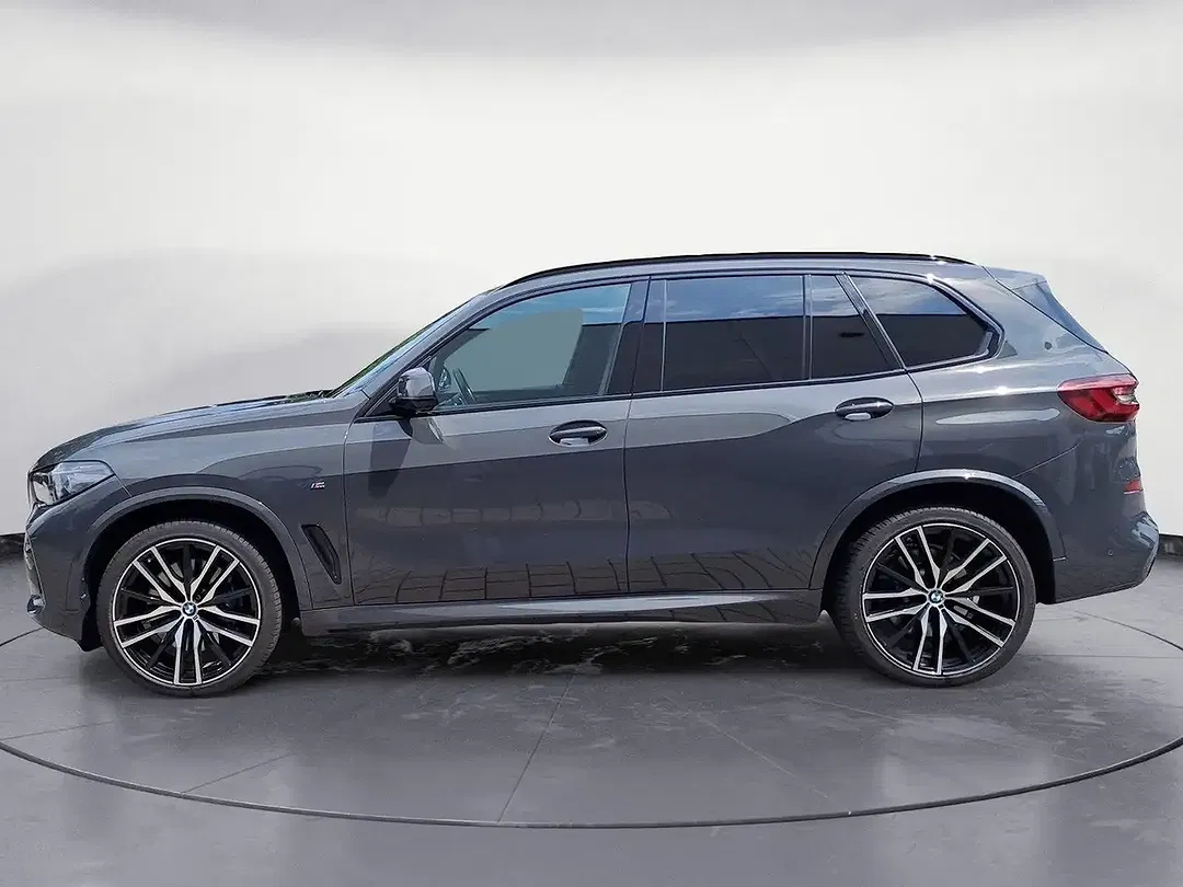 BMW X5 - Thumbnail 3