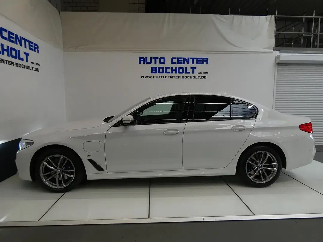 BMW 530 - Thumbnail 14