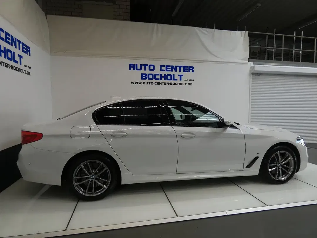 BMW 530 - Thumbnail 8
