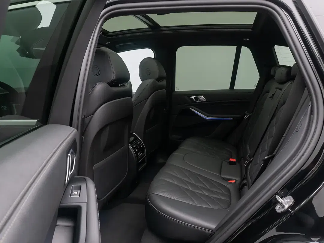 BMW X5 - Thumbnail 26