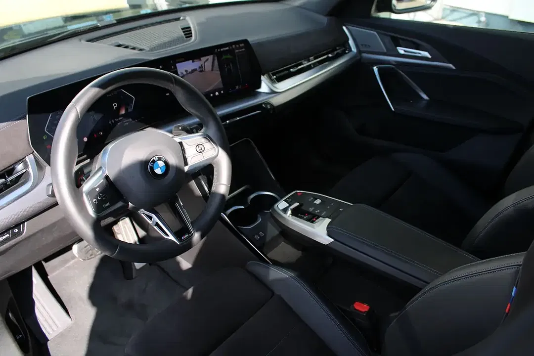 BMW X1 - Thumbnail 11
