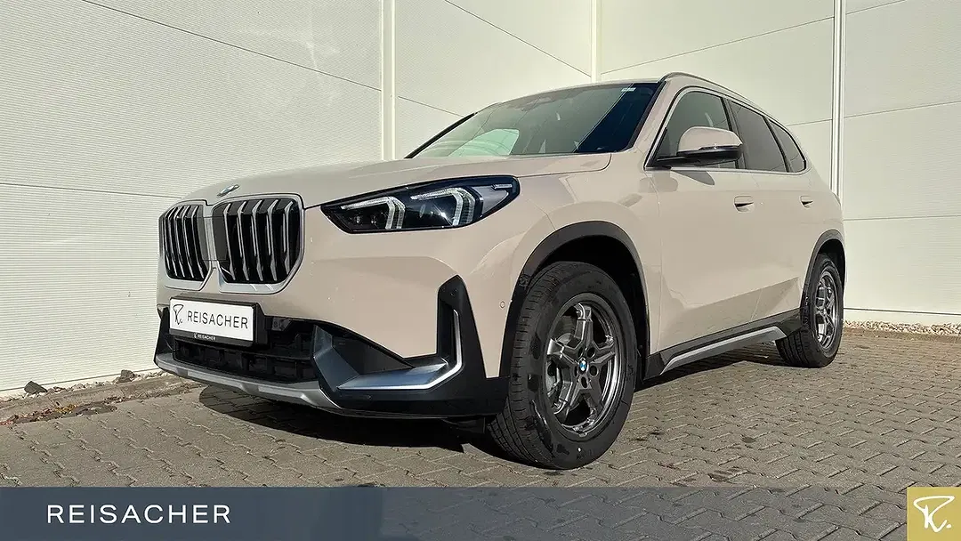 BMW X1 - Thumbnail 1