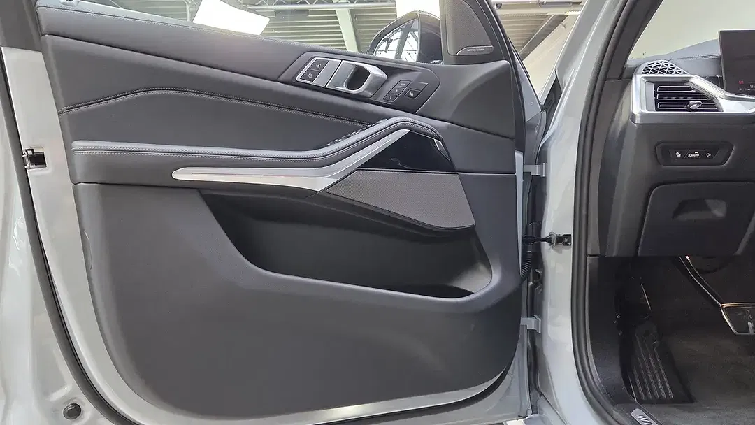 BMW X5 - Thumbnail 14