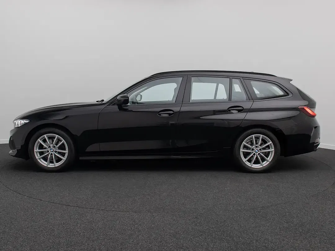 BMW 320 - Thumbnail 11
