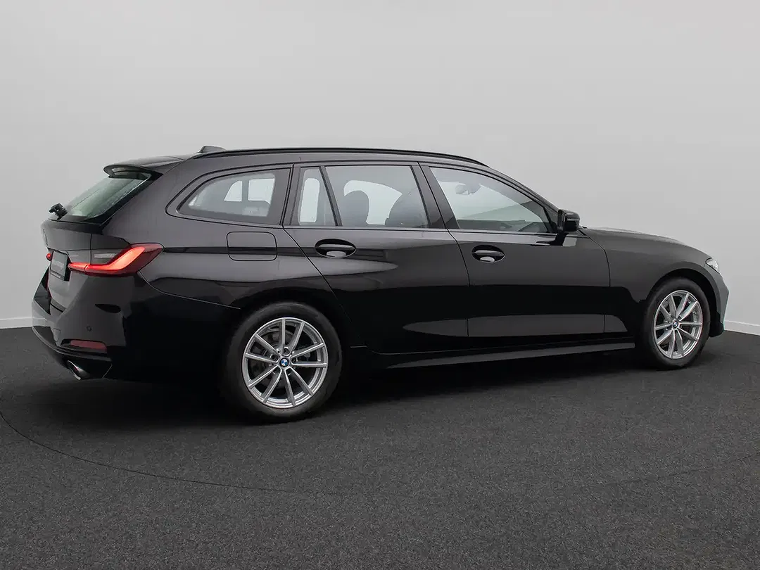 BMW 320 - Thumbnail 6