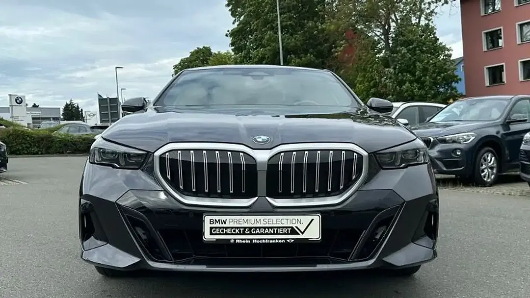 BMW 520 - Thumbnail 8