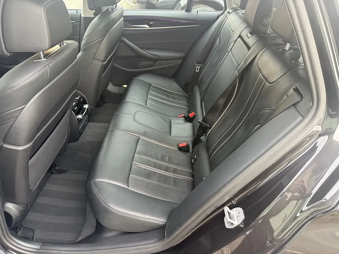 BMW 530 - Thumbnail 13