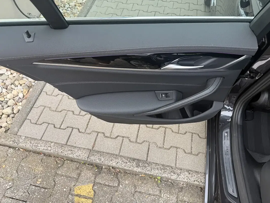 BMW 530 - Thumbnail 14