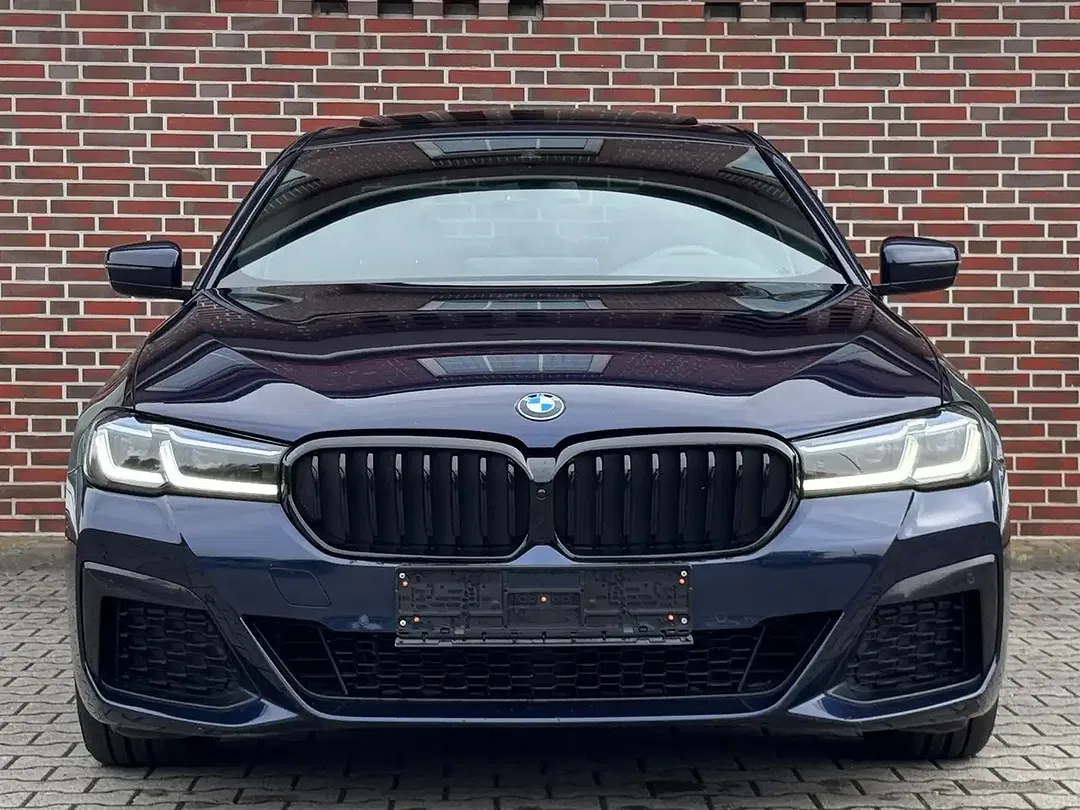 BMW 520 - Thumbnail 11